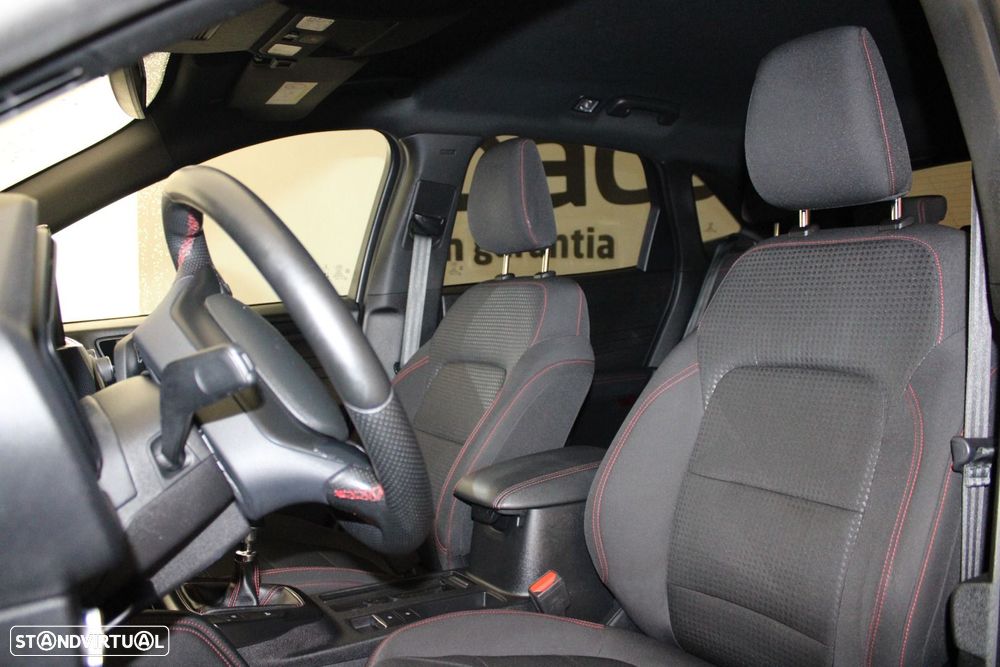 Ford Kuga 1.5 EcoBoost ST-Line - 34