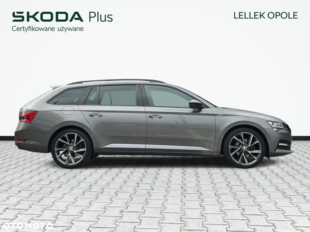 Skoda Superb 2.0 TDI SCR 4x4 Sportline DSG - 5