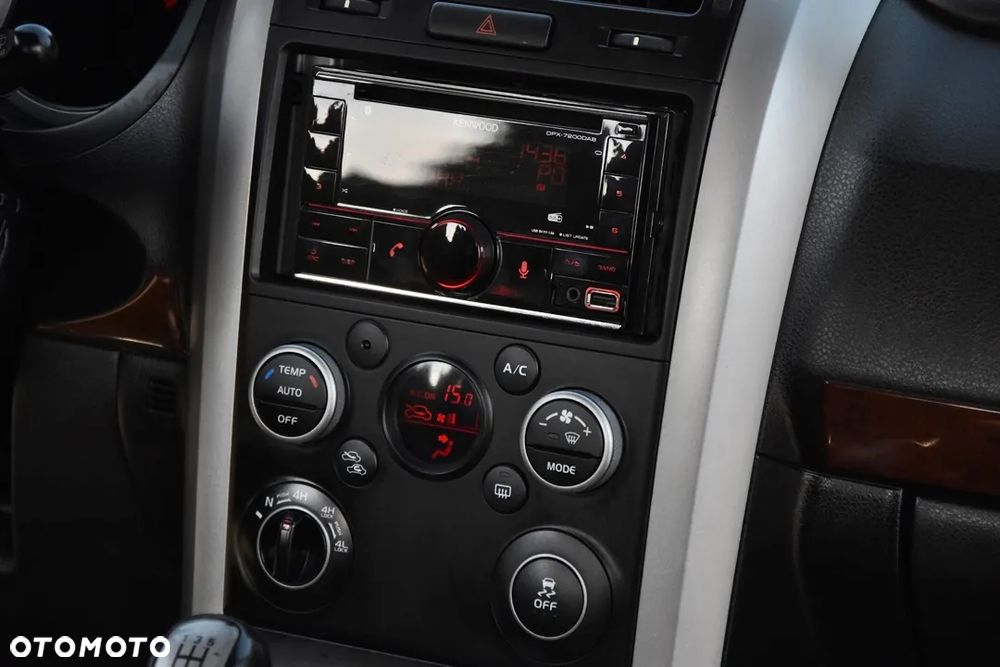 Suzuki Grand Vitara 1.9 DDiS - 21