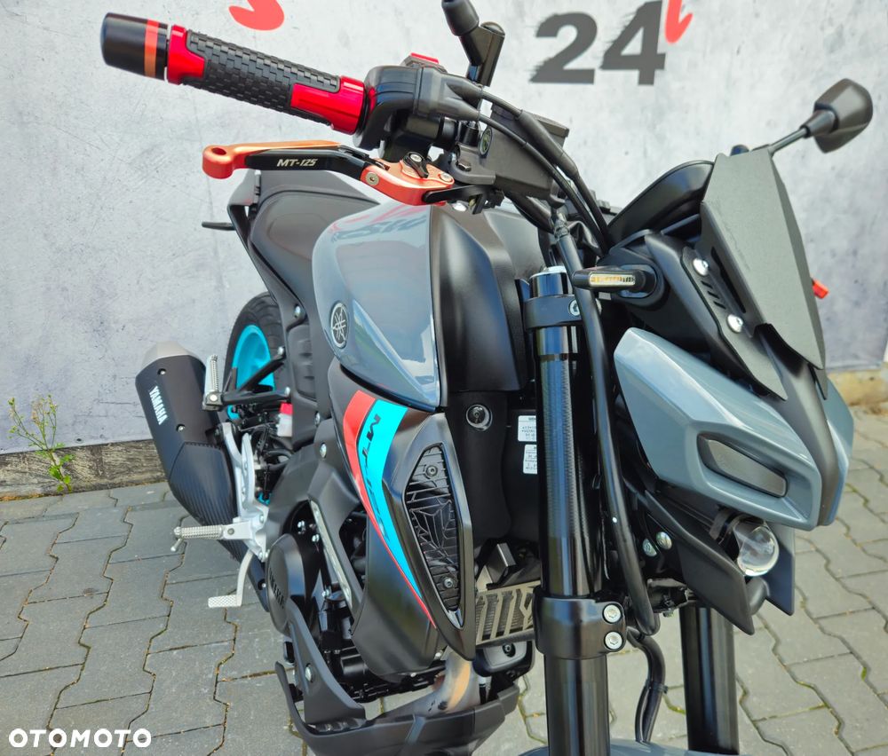 Yamaha MT - 9