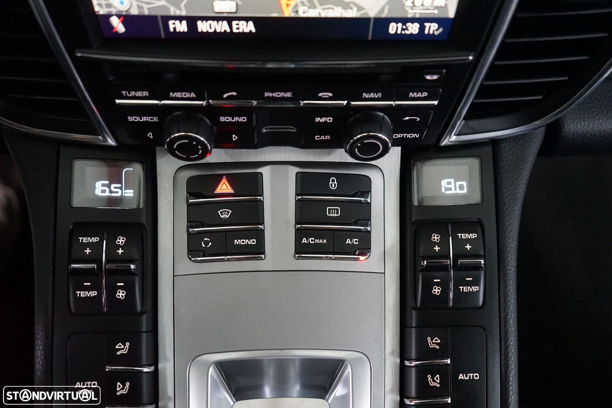 Porsche Panamera Platinum Edition - 40