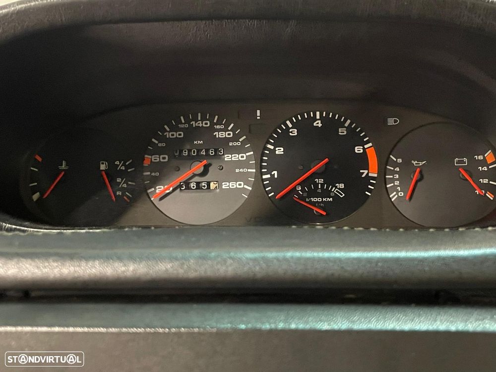 Porsche 928 S - 7