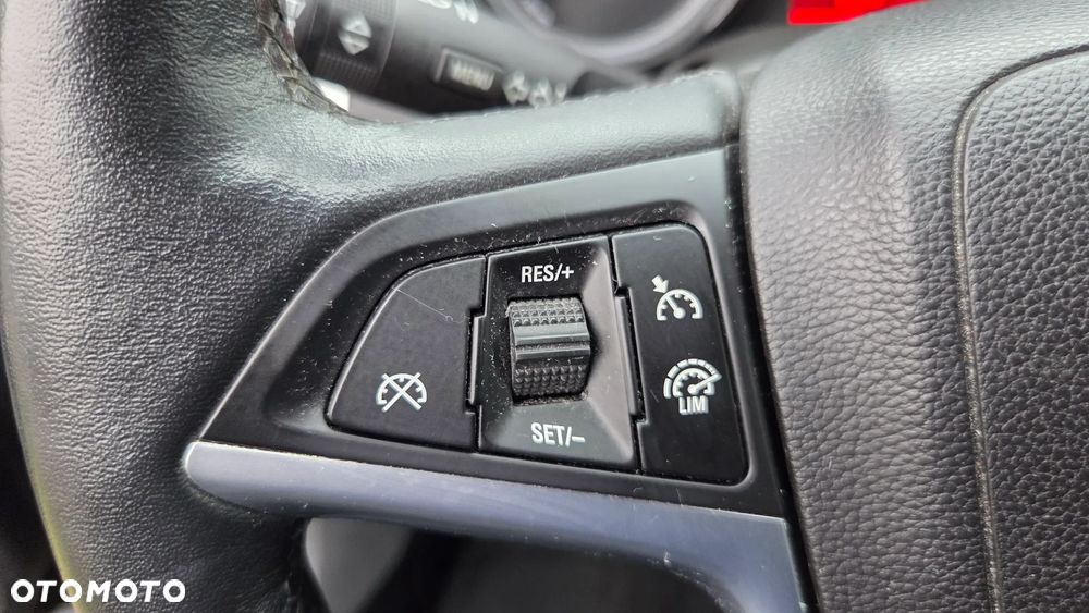 Opel Astra 1.4 Turbo ENERGY - 25