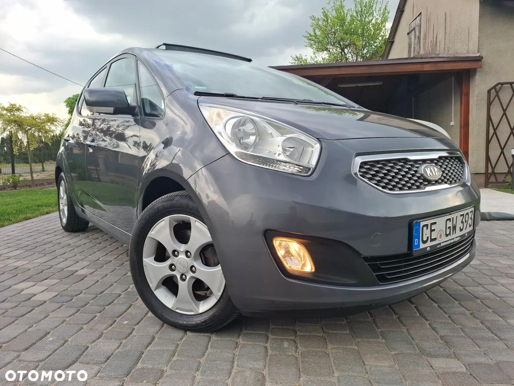 Kia Venga - 22