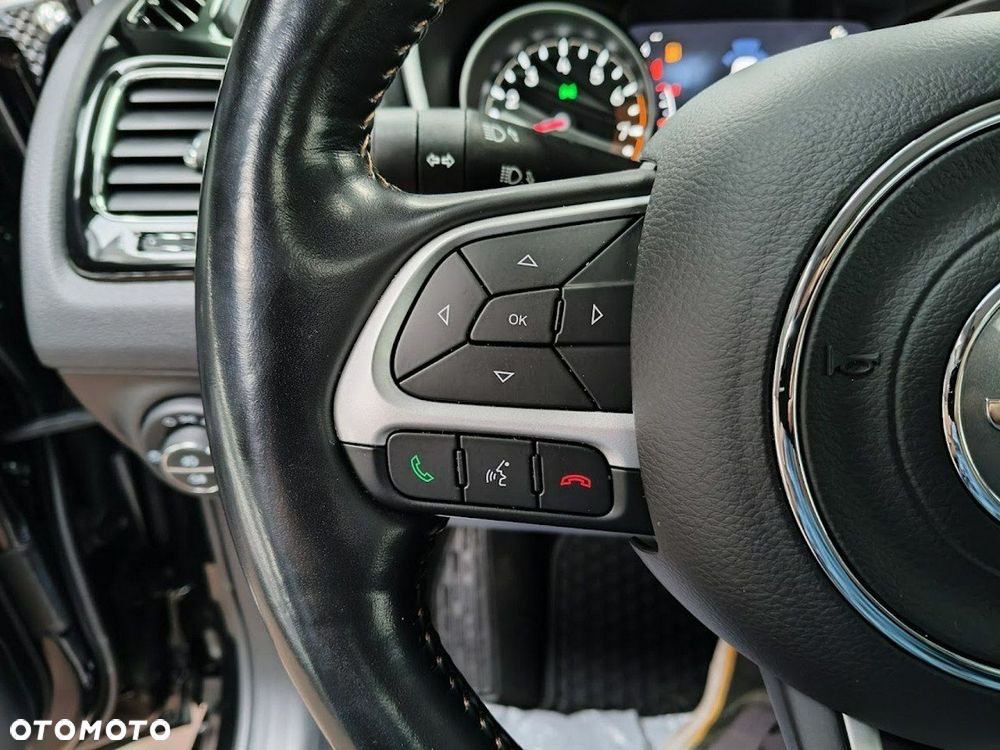 Jeep Compass 1.4 TMair Limited 4WD S&S - 26