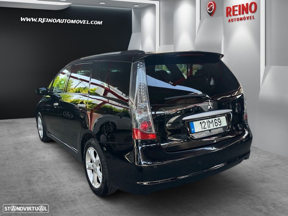 Mitsubishi Grandis 2.0 DI-D Insport - 4