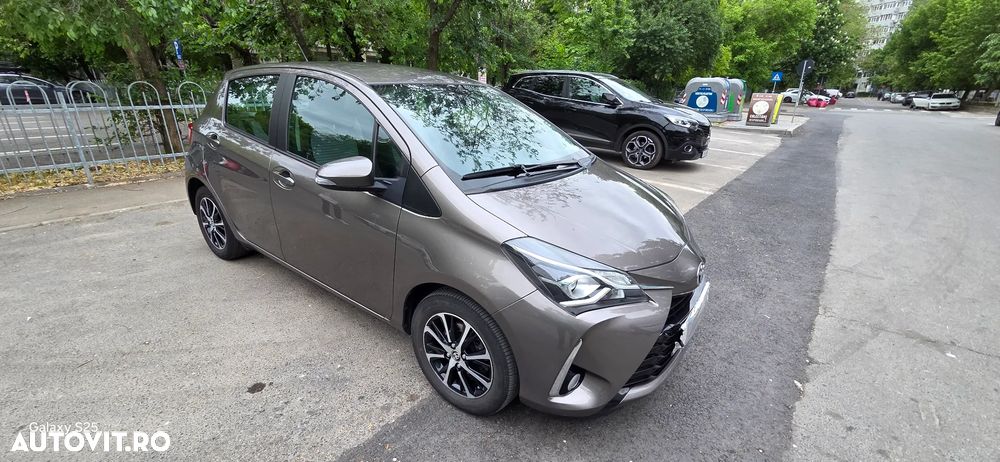 Toyota Yaris 1,5-Dual-VVT-iE Y20 Club - 1
