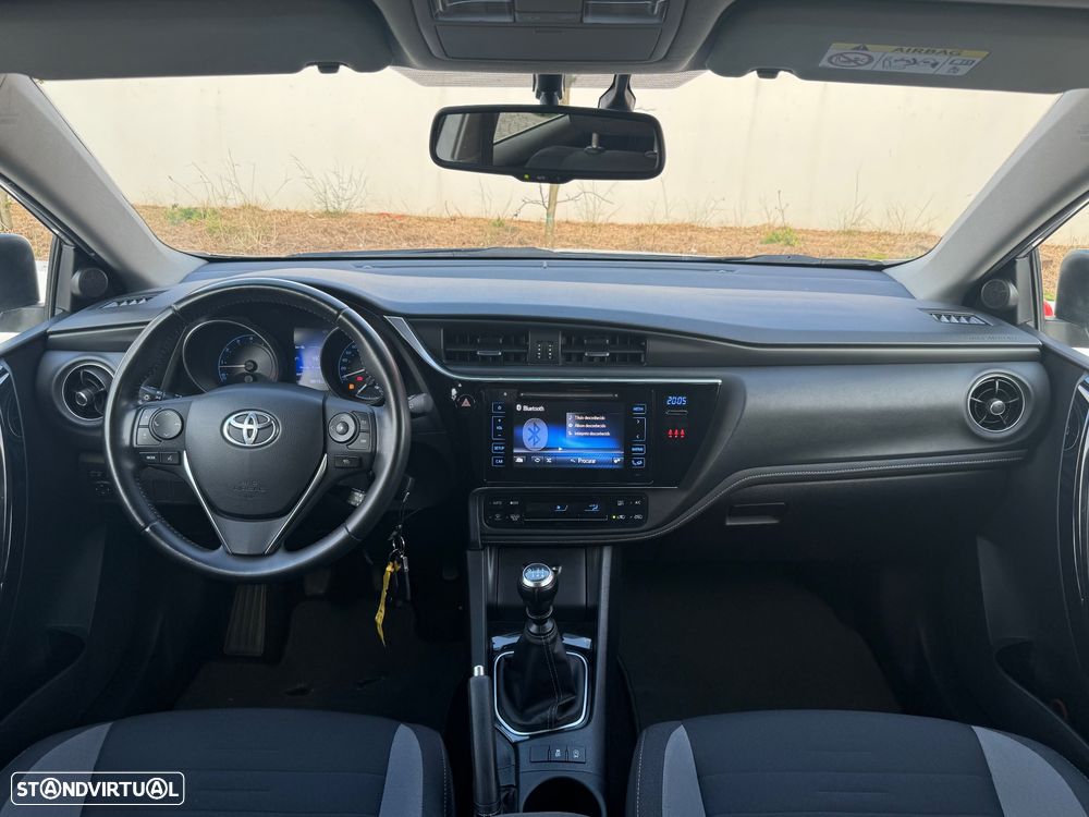 Toyota Auris Touring Sports 1.2T Comfort+Pack Sport - 14