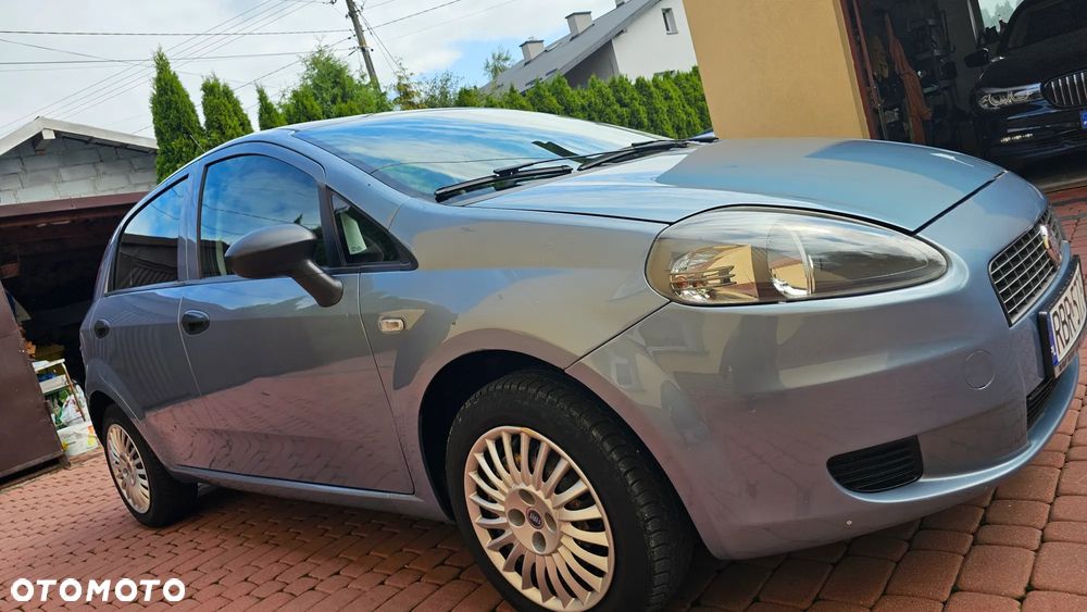 Fiat Grande Punto Actual 1.2 8V Estiva - 4