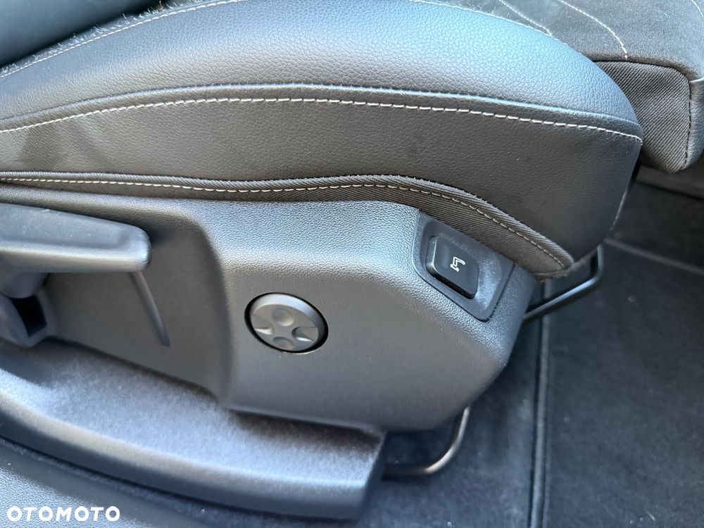 Opel Grandland 1.2 T GS Line S&S - 23