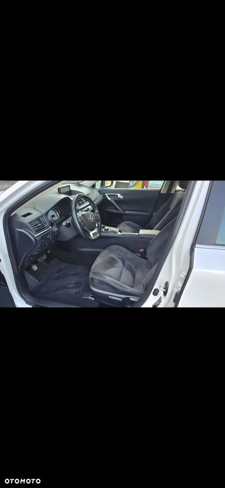Lexus CT 200h Prestige - 18