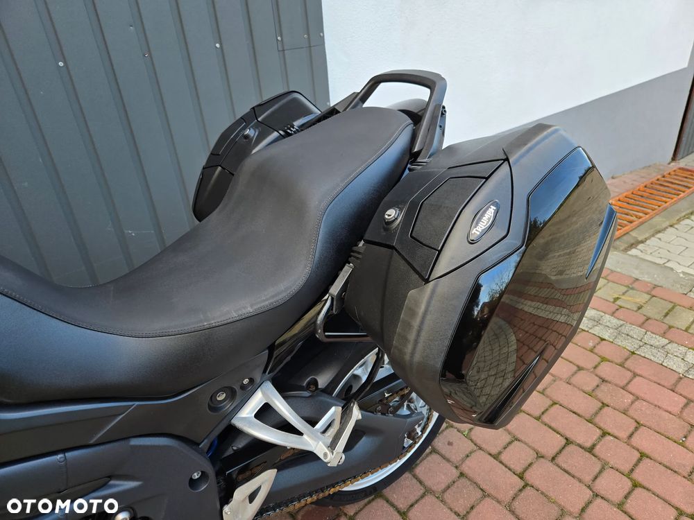 Triumph Tiger - 15