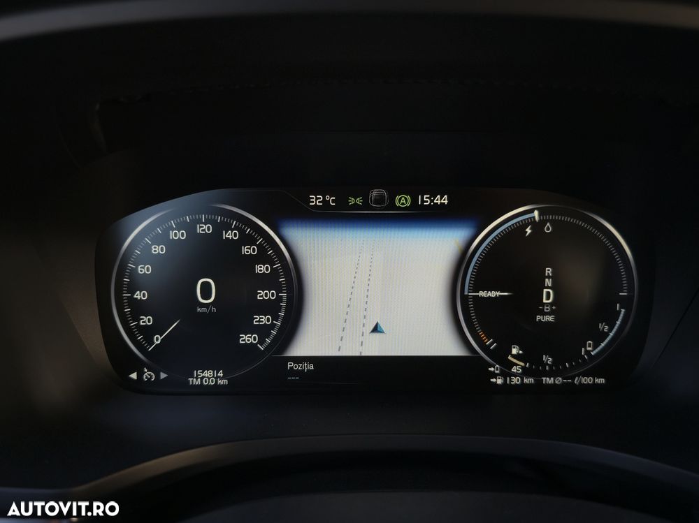 Volvo V60 T6 AWD Twin Engine Geartronic Momentum Pro - 38