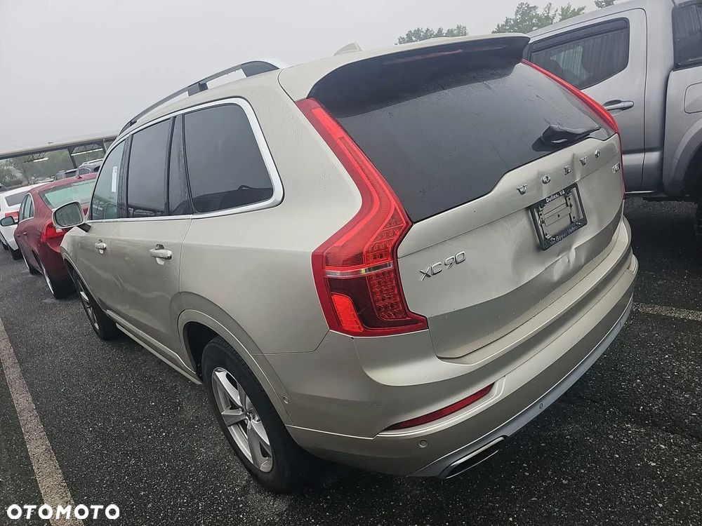 Volvo XC 90 T5 AWD Momentum 7os - 14