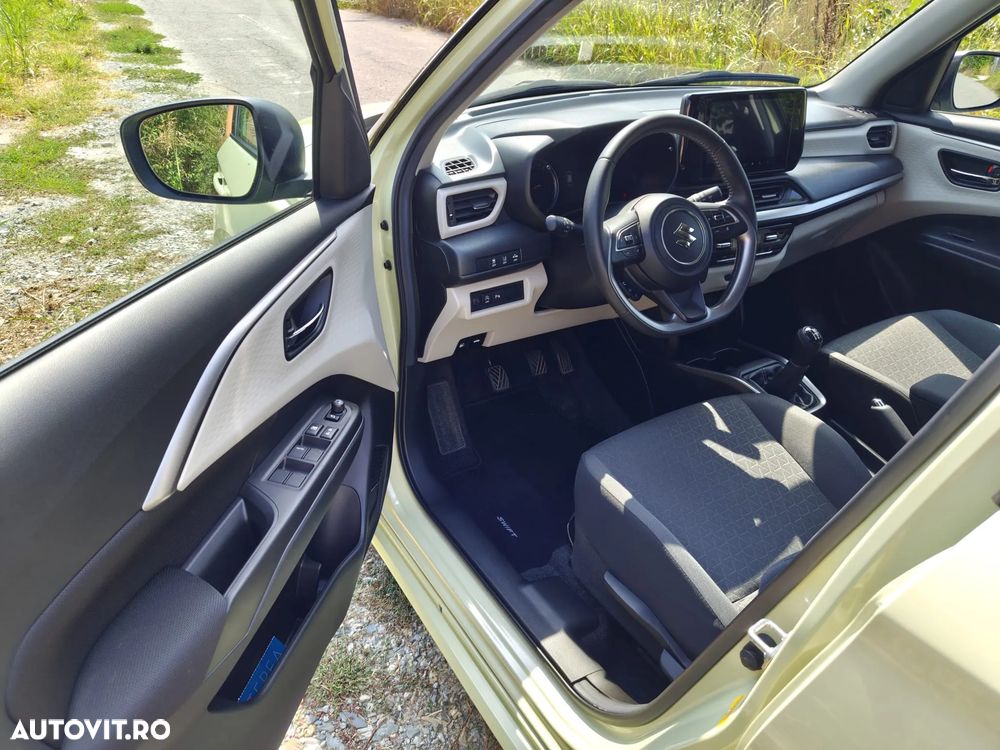 Suzuki Swift 1.2 Dualjet 12V MHEV Spirit - 8