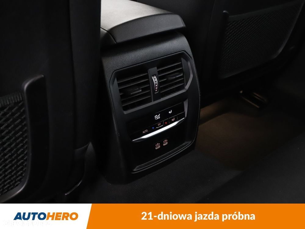 BMW Seria 3 - 37