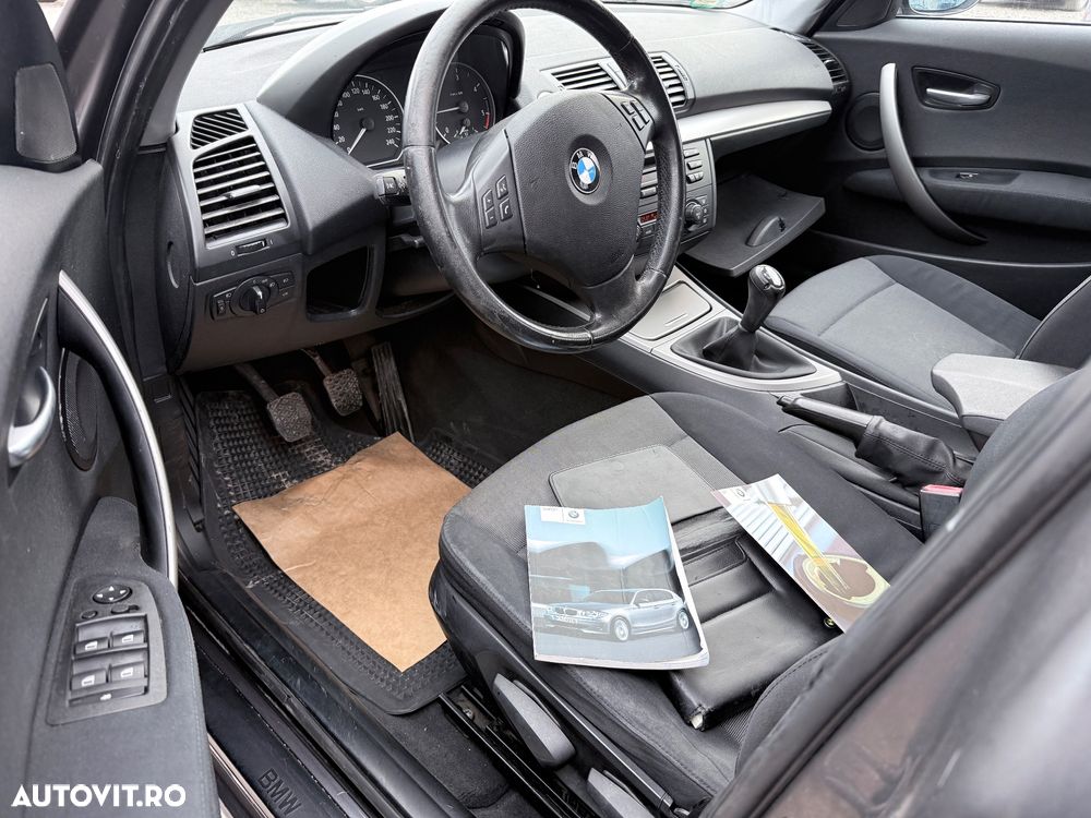 BMW Seria 1 118d - 10