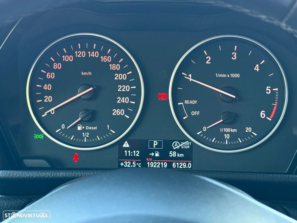 BMW 216 Active Tourer d Aut. Advantage - 28