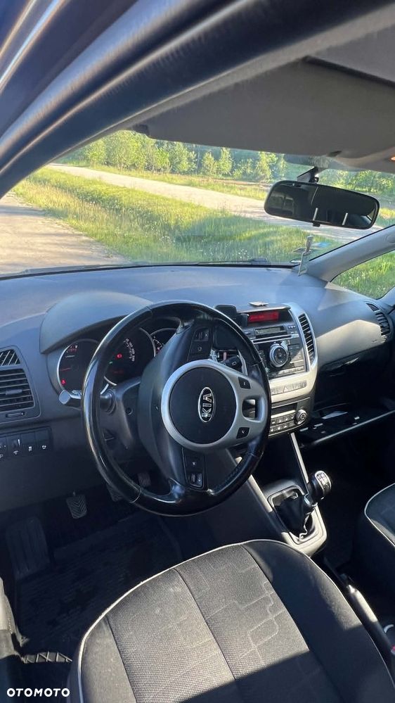Kia Venga 1.4 L - 9