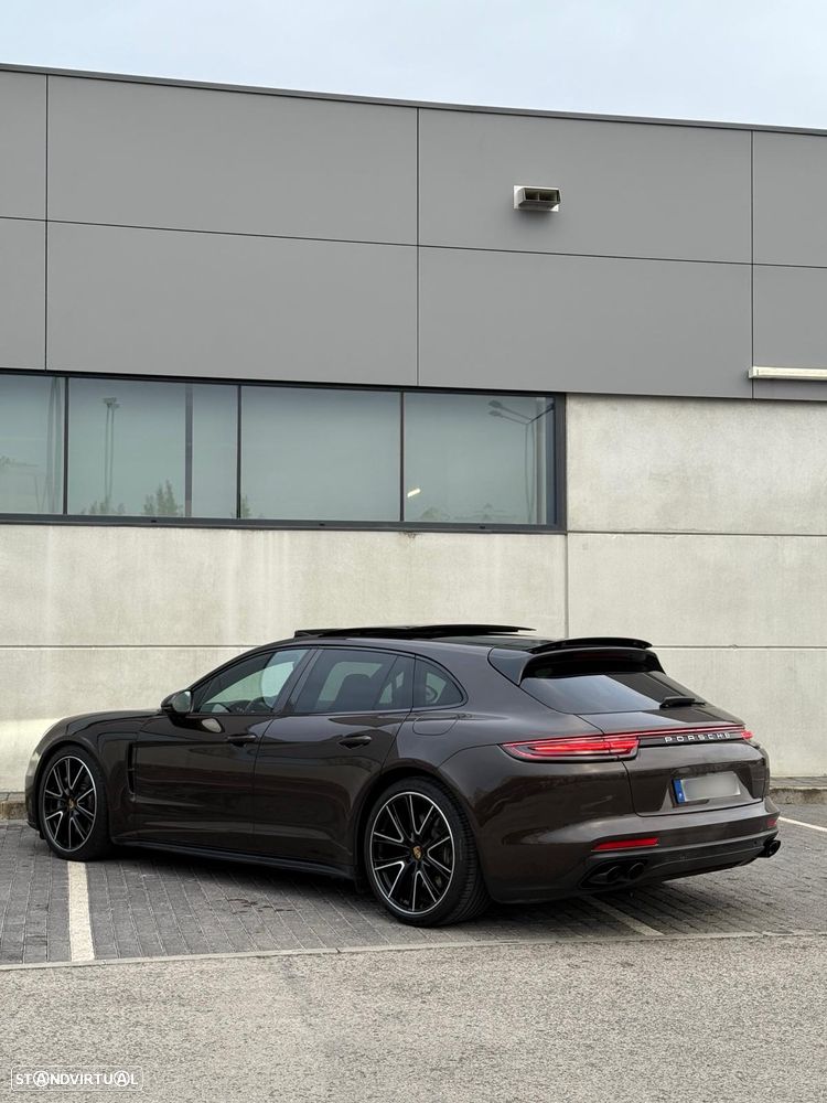Porsche Panamera Sport Turismo 4 E-Hybrid - 3