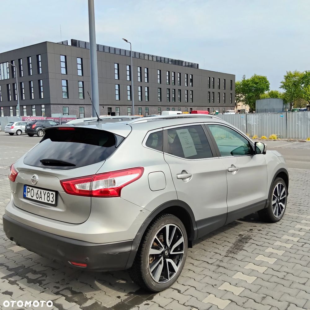 Nissan Qashqai 1.2 DIG-T Tekna EU6 - 7