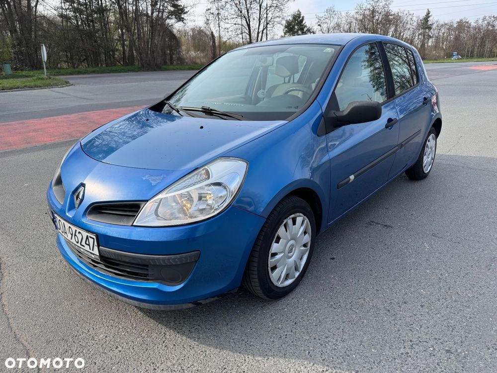 Renault Clio 1.4i RT - 1