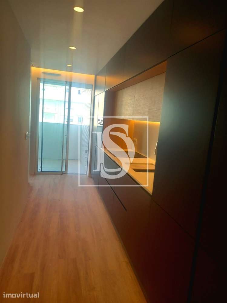 Apartamento T2 Arrendamento em Mafamude e Vilar do Paraíso,Vila Nova d - Grande imagem: 3/14