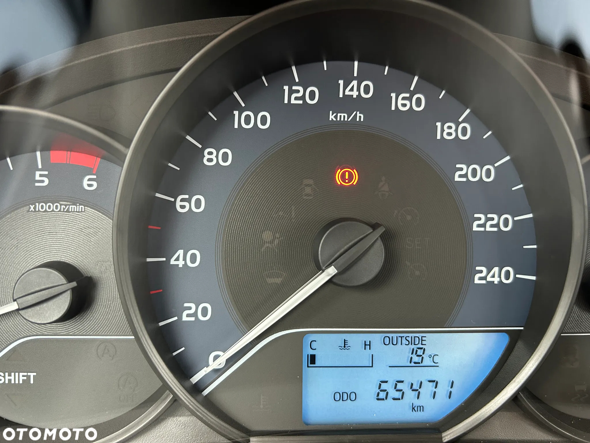 Toyota Corolla 1.4 D-4D Active - 17