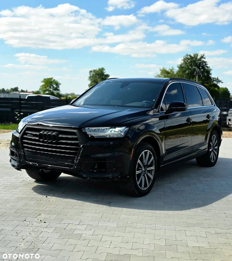 Audi Q7 3.0 TFSI Quattro Tiptronic - 1