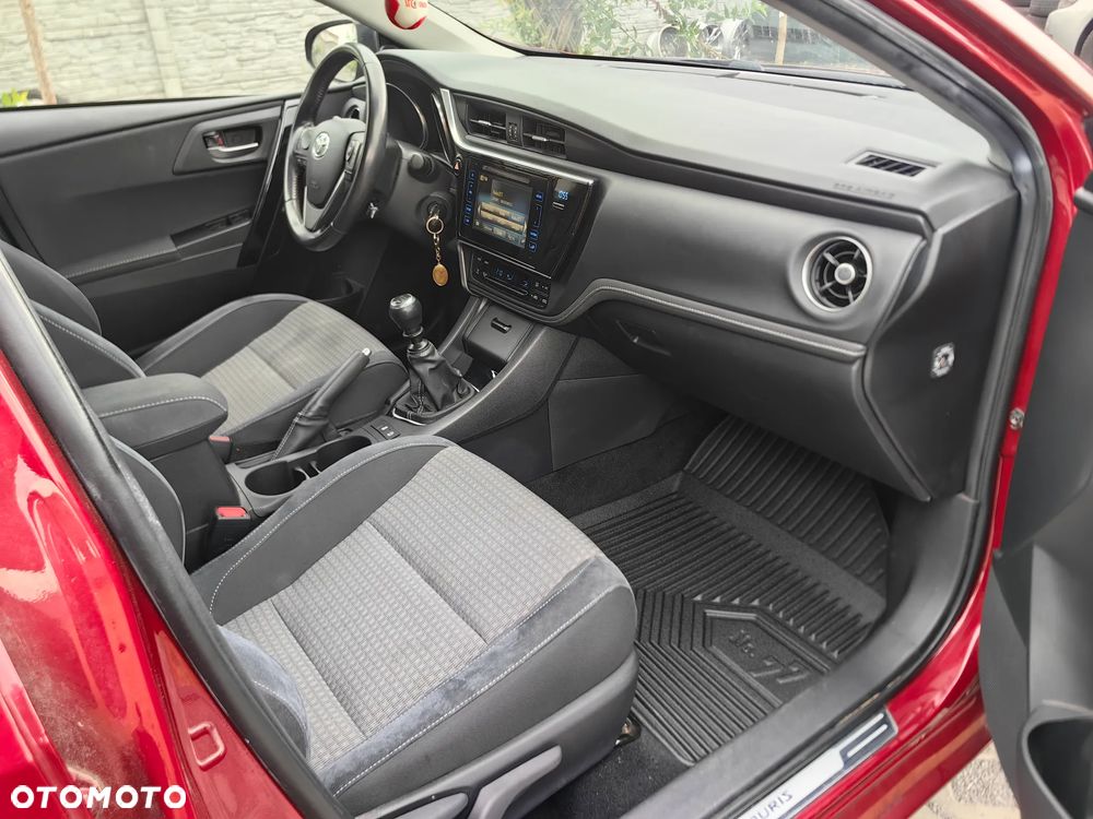 Toyota Auris 1.2 Turbo Edition S+ - 5