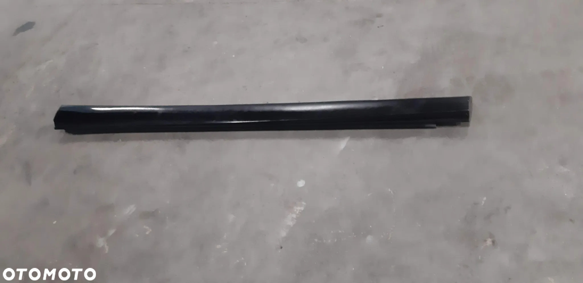 Listwa progowa lewa A2466900240 Mercedes B-Klasa W246 - 4