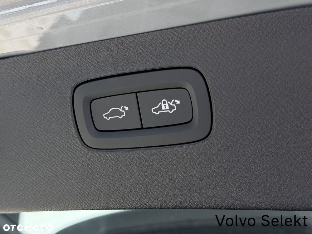 Volvo XC 90 - 13