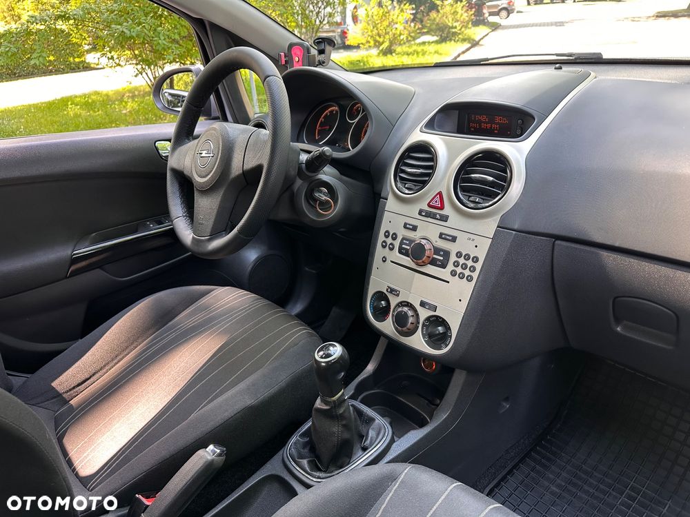 Opel Corsa 1.2 16V Color Edition - 5