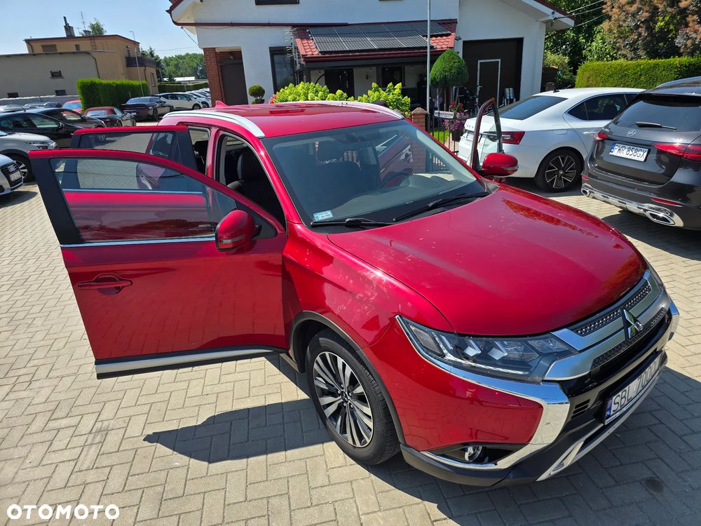 Mitsubishi Outlander - 38