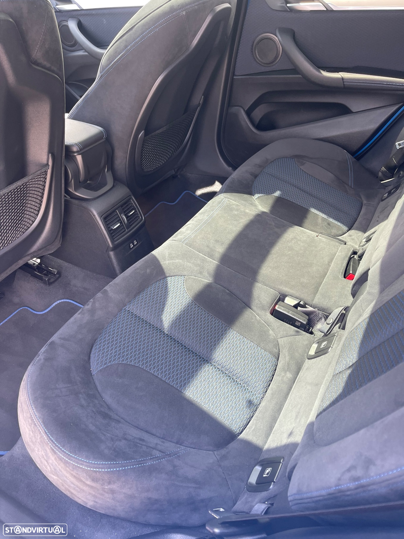BMW X2 20 d xDrive Auto Pack M - 11