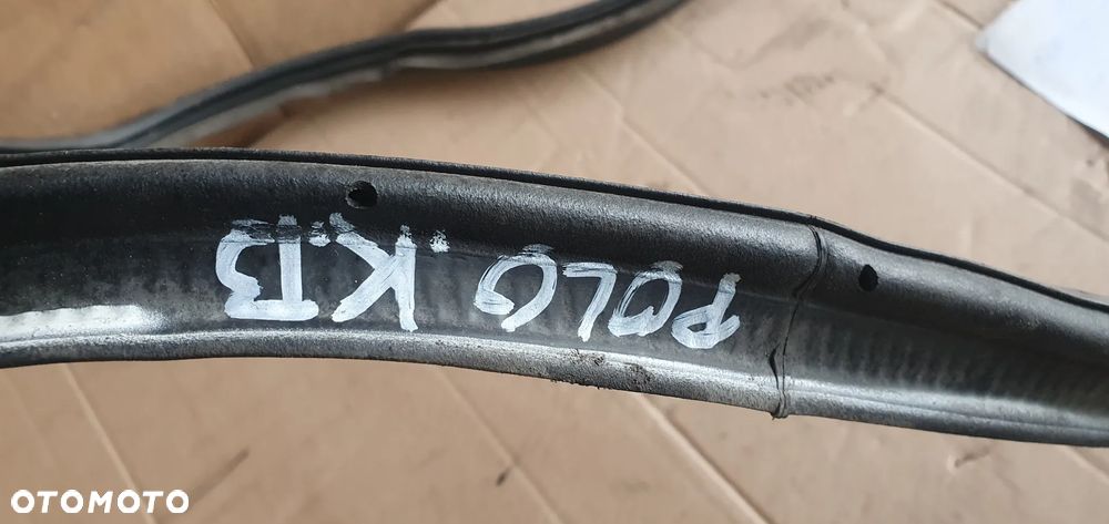 Uszczelka klapy bagażnika VW Polo V 6R - 7