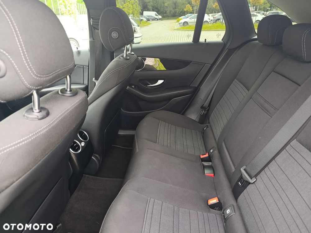 Mercedes-Benz GLC 220 d 4Matic 9G-TRONIC - 15