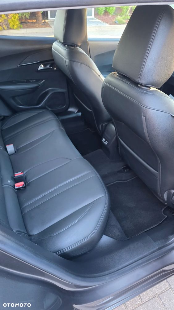Peugeot 2008 1.5 BlueHDi Allure Pack S&S - 17