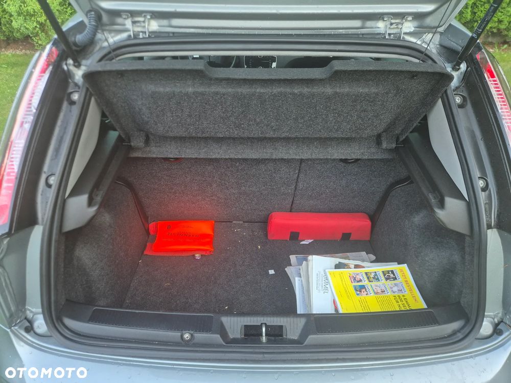 Fiat Punto 2012 - 16
