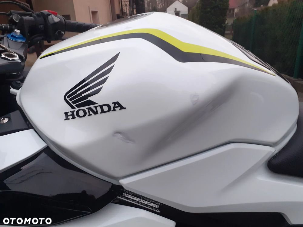 Honda CBR - 19