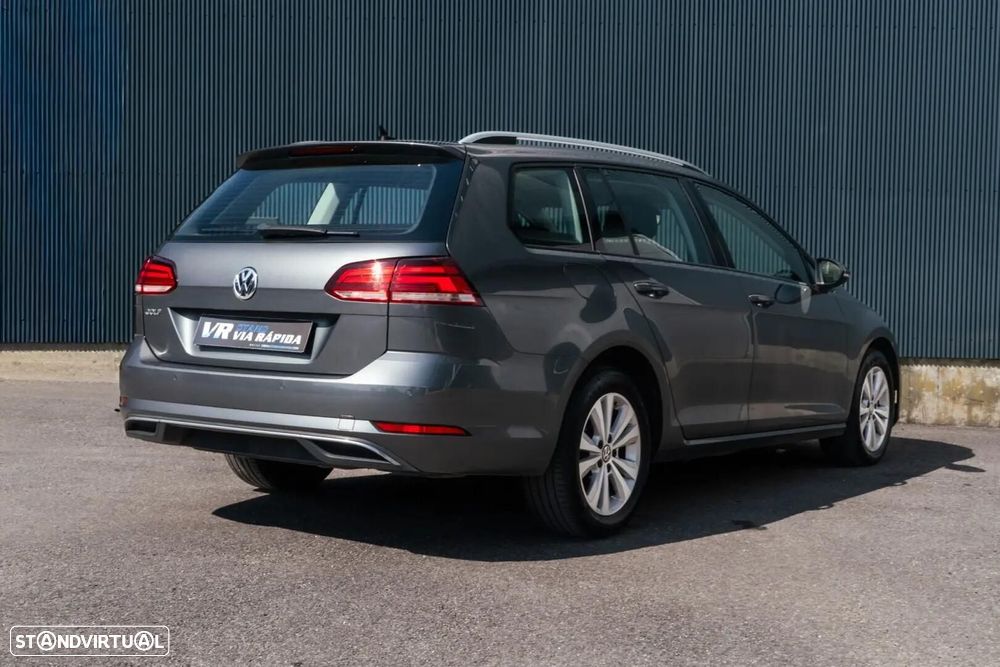 VW Golf - 5