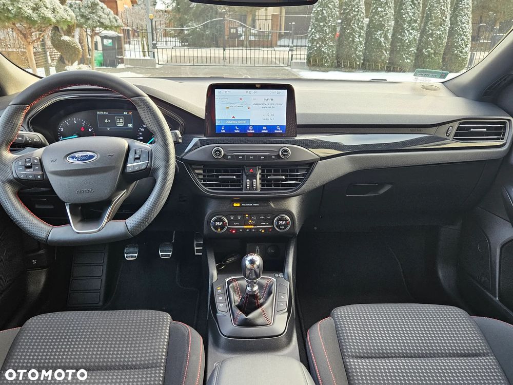 Ford Focus 1.5 EcoBoost Titanium ASS - 16