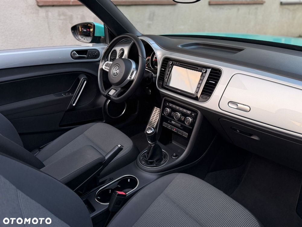 Volkswagen Beetle 1.2 TSI Karmann - 35