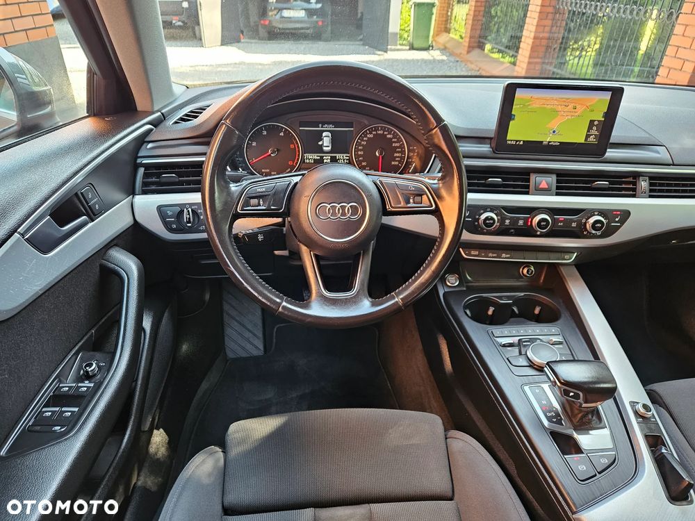 Audi A4 Avant - 30