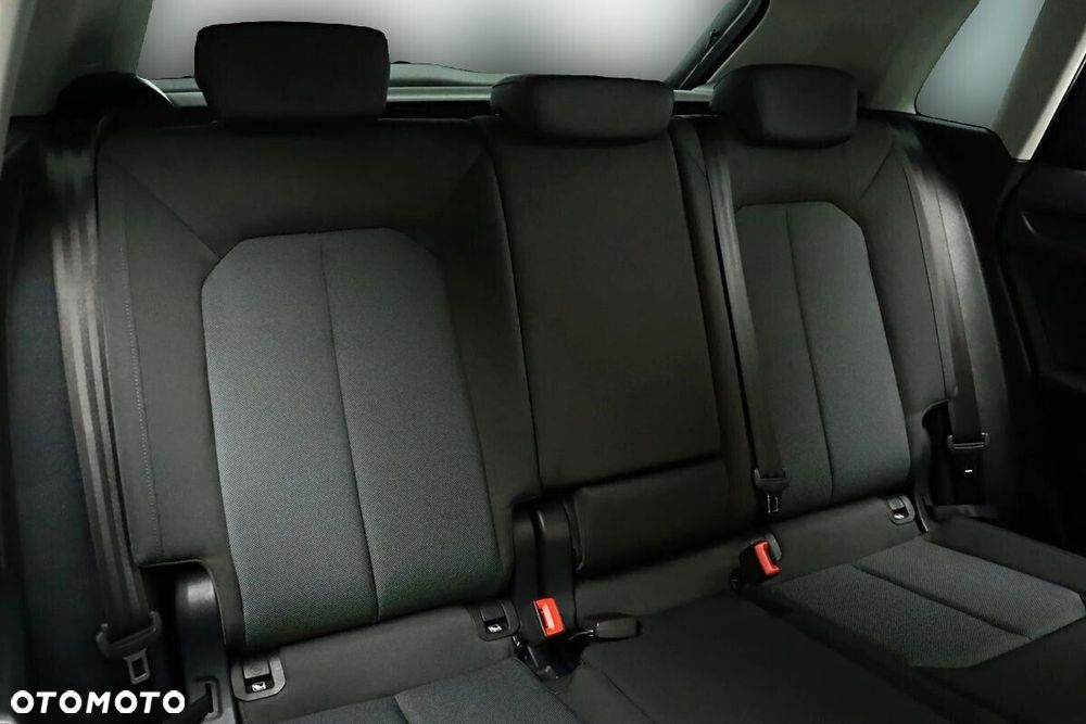 Audi Q3 40 TFSI Quattro S tronic - 11