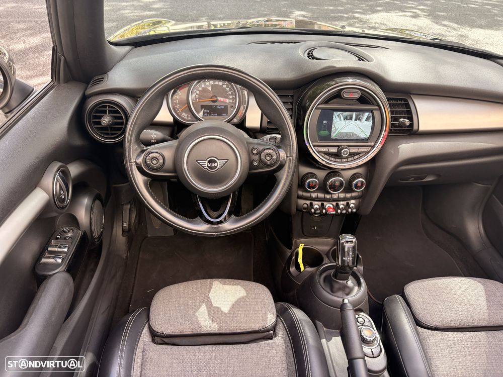 MINI Cabrio Cooper D Auto - 13