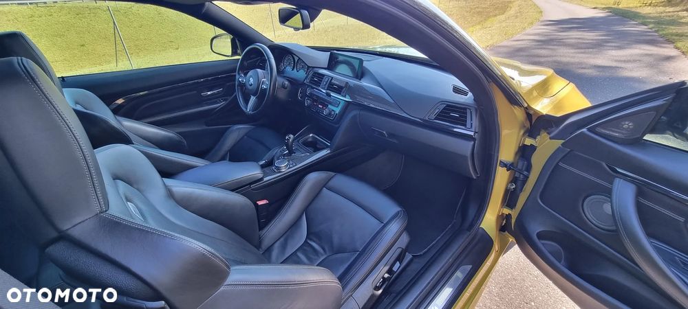 BMW M4 - 11