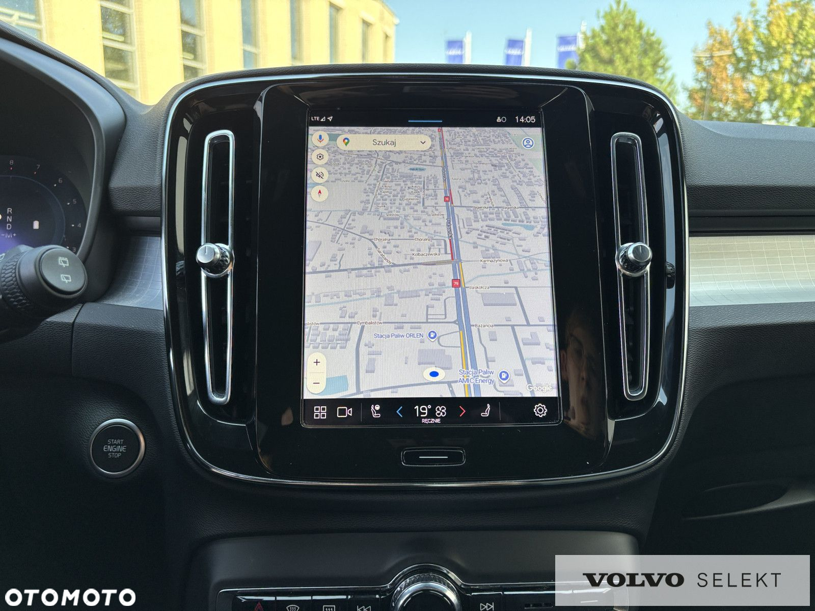 Volvo XC 40 - 18