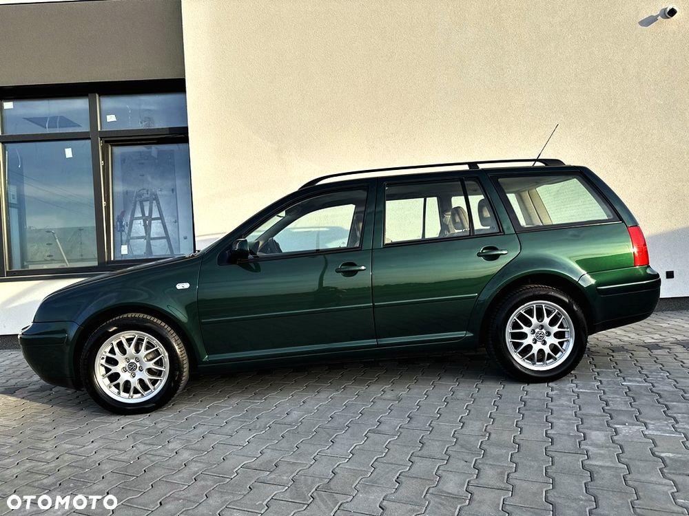 Volkswagen Bora Variant 2.3 V5 - 5