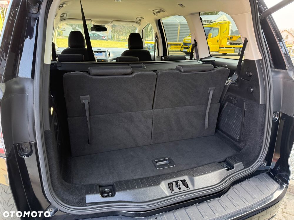 Ford Galaxy - 32